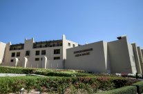 مصر تتوقع الانتهاء الاسبوع المقبل من تشريح جثتي السائحين البريطانيين