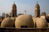 اشتباكات طائفية في مصر بسبب بناء كنيسة بدون ترخيص