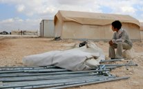 أهالي إدلب يستعدون للأسوأ مع هجوم وشيك للنظام السوري