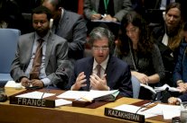 فرنسا تدعو إلى إجراء الانتخابات في ليبيا في 10 ديسمبر