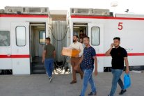 القطار يشق طريقه مجددًا وسط الدمار إلى الفلوجة