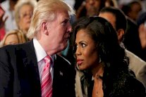 مُساعدة ترمب السابقة تعترف: الإنتخابات سُرقت من كلينتون