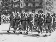 ماكرون يرفّع نحو عشرين حركيا جزائريا الى رتبة جوقة الشرف