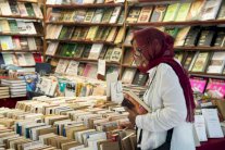 كتب مقرصنة تقلق الناشرين في المغرب وتغري القرّاء