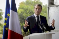 شعبية ماكرون تواصل تراجعها