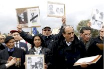 من هم الحركيون الذين كرمهم ماكرون ويعتبرهم الجزائريون خونة؟