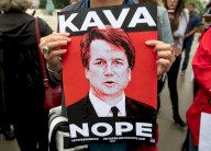 امرأة ثالثة تكشف أنها شاهدت كافانو يرتكب تجاوزات جنسية