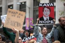 مصير القاضي كافانو بين أيدي خمسة من أعضاء مجلس الشيوخ الأميركي