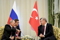 بدء انسحاب أول فصيل مقاتل من الشمال السوري