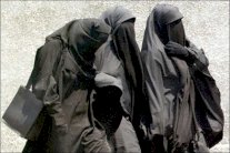 عالم أزهري: النقاب يقتل الأنوثةّ!