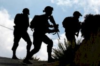 وفاة فلسطينية إثر تعرضها لرشق حجارة من مستوطنين إسرائيليين في الضفة