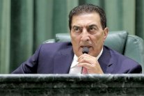 رئاسة النواب الأردني في حضن الطراونة