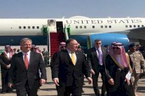 بومبيو يصل إلى الرياض لبحث قضية اختفاء خاشقجي