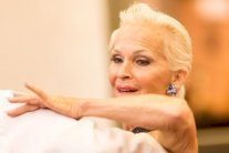 الأطباء في بريطانيا يعالجون الشعور بالوحدة بدروس الرقص