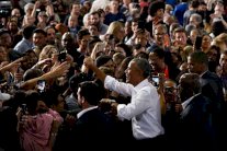 أوباما: أنا صاحب المعجزات الاقتصادية.. لا ترمب