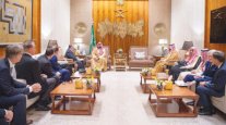 ولي العهد السعودي يلتقي وفداً من القيادات المسيحية الأميركية