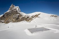 أكبر بطاقة بريدية في العالم على جبل في سويسرا للتوعية بالتغير المناخي