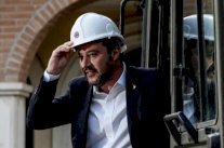 إيطاليا تتبنى قانون مكافحة الهجرة