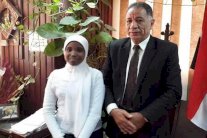 تصرف عنصري يزجّ بمدرّس مصري في السجن