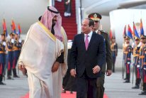 ولي العهد السعودي يزور مصر لتعزيز التضامن العربي