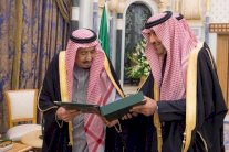 العاهل السعودي يتسلّم التقرير السنوي لديوان المراقبة العامة