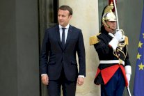 ماكرون يتصل ببوتين ويدعو الى حماية الأكراد في سوريا