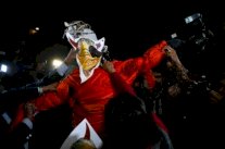 امرأة ثالثة تنجح في دخول معبد هندوسي رغم غضب المتشددين في الهند