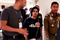 والد رهف القنون ينكر إجبارها على الزواج