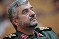 قائد الحرس الثوري يؤكد أن إيران لن تنسحب من سوريا