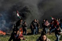 وفاة فلسطيني متأثرًا بجروح أصيب بها في مواجهات قرب حدود قطاع غزة