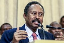 حمدوك من اقتصادي في الأمم المتحدة الى رئاسة الوزراء في السودان