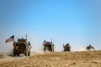 واشنطن تعتزم مواصلة التعاون مع الأكراد ضد داعش