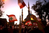 غضب لبناني مستمر: كلّن يعني كلّن!