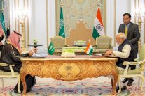 محمد بن سلمان ومودي يوقعان اتفاق إنشاء مجلس شراكة 