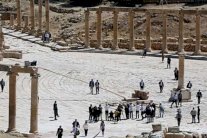 طعن سيّاح في جرش الأردنية التاريخية