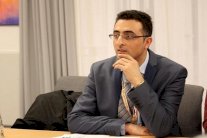 انتفاضتا العراقيين والإيرانيين تمهدان لسقوط نظام طهران