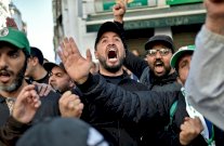 توقيف 25 متظاهرا في العاصمة الجزائرية