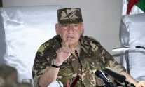 قائد الجيش الجزائري يواصل تنديده بالأوروبيين