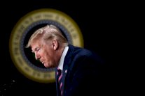 ترمب: واشنطن تراقب كوريا الشمالية 