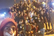 تمرير قانون انتخابات يلبي بعض مطالب المحتجين في العراق