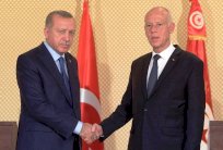 أردوغان من تونس: سنتدخل في ليبيا عسكريا إذا طلب السراج ذلك
