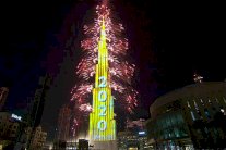 ليل 2019 في الإمارات يتحول نهارا ترحيباً بـ2020!