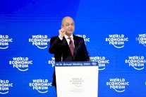 صالح: نرفض سعي اي دولة للإملاء على العراق