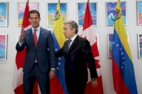 غوايدو يريد أن تكون كوبا جزءًا من تسوية الأزمة في فنزويلا