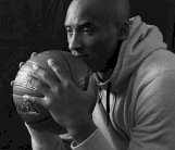 وفاة نجم كرة السلة الأميركية السابق براينت في تحطم مروحية