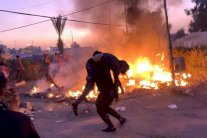 مجزرة النجف.. الصدر يجر العراق إلى اقتتال داخلي شاكرًا الله!