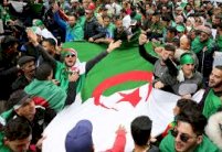 إرجاء لقاء الحراك الخميس في الجزائر لعدم الحصول على إذن