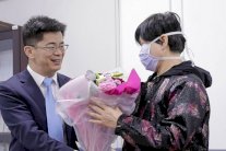 الإمارات تمنع سفر مواطنيها وتعلق تأشيرات الوصول