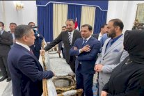 الزرفي يبدأ مشاوراته لتشكيل الحكومة بدعم سياسي