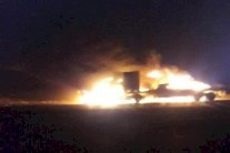 مليشيا تؤكد والبنتاغون ينفي حرق شاحنات أميركية جنوب العراق